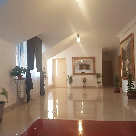 Гостевой дом Casa Lions 3*